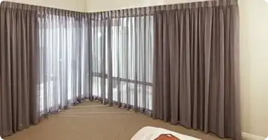 Bay window sheer curtains